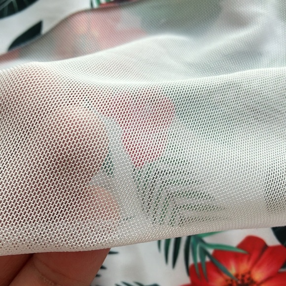 Kate Kasin tankini - Picture 4 of 10